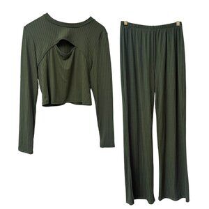 Lily Rose Set Ribbed Knit Pants and Crop Top Oliver Green Size Large